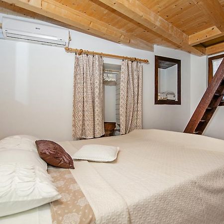 Apartments Taylor Rovinj Exterior photo